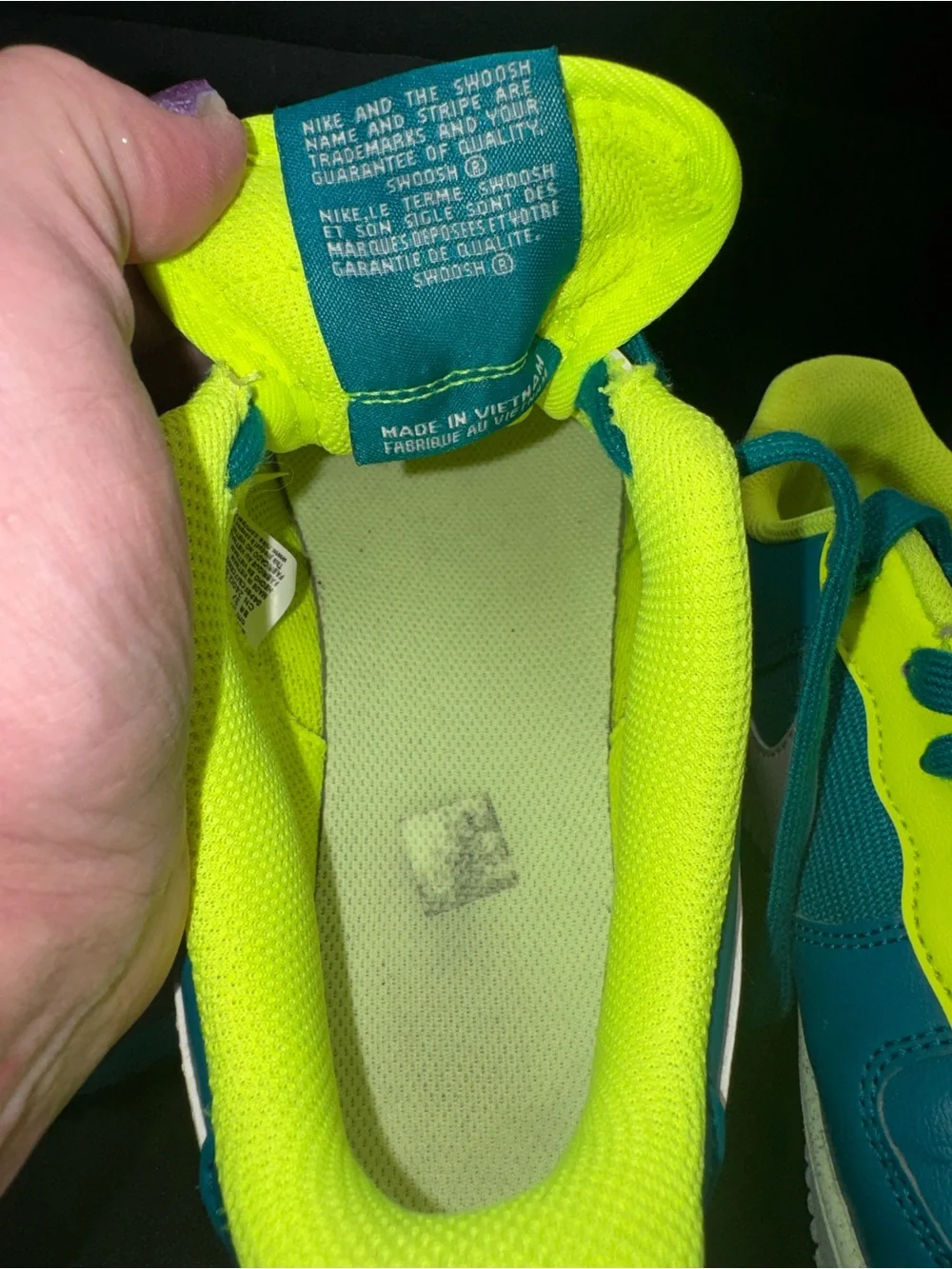 Nike Air Force 1 ‘07 LV8 Teal Volt Sneakers | Men’s 6 / Women’s 7.5 | DM1086-300